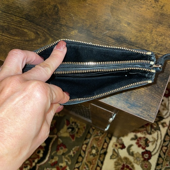 Coach wristlet - Picture 5 of 7